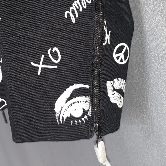 Twiggy London women’s graphic print motto jacket - Picture 8 of 10